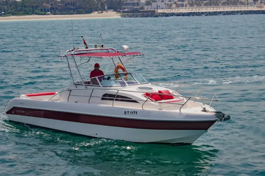 Luxury boat - Uno