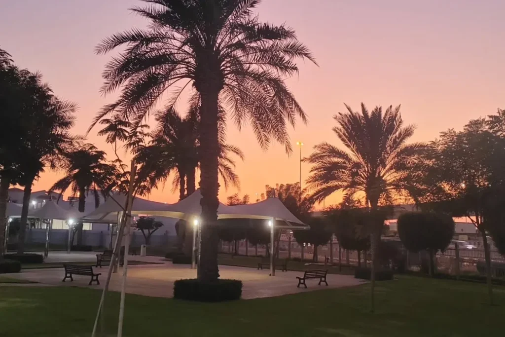 Attraction of Al Quoz Pond Park in Dubai
