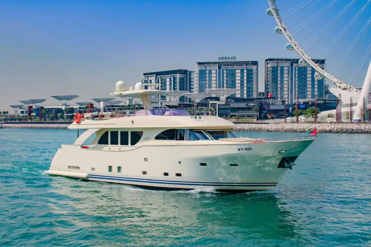 luxury yacht in Dubai
