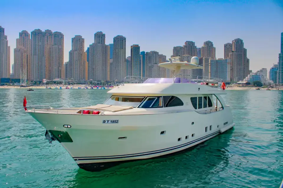 Dubai Yacht Freedom front view exterior